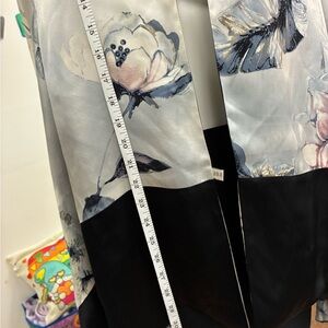 Floral Satin-Blend Kimono Cardigan in Blue and Black